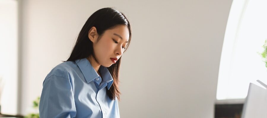 Kvinna inom it och tech tillbaka på jobbet efter föräldraledighet